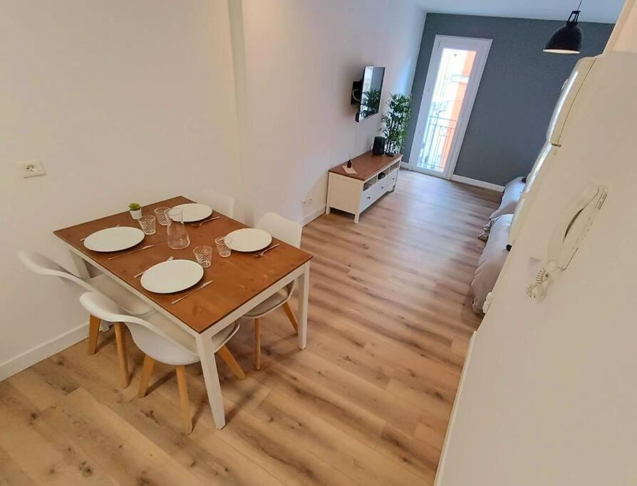 L Angelus Apartment